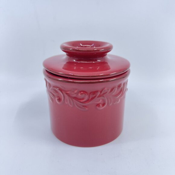 vintage red ceramic butter keeper with embossed floral design - Picture 4 of 7